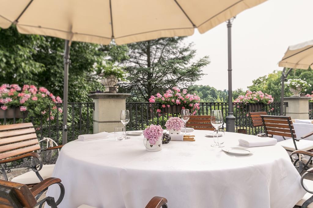 Ristorante Albergo Ca' Vittoria Tigliole Exterior photo