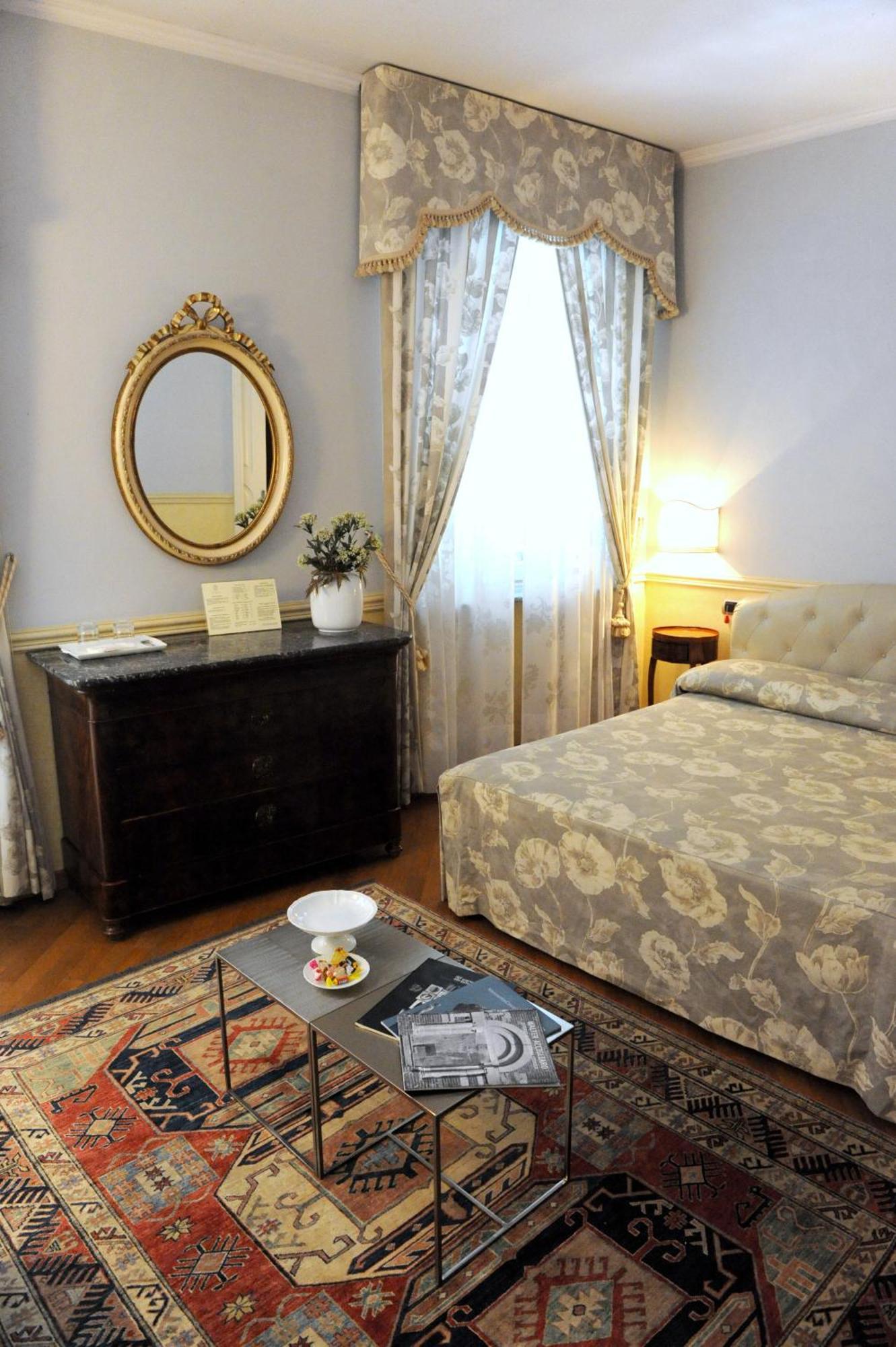 Ristorante Albergo Ca' Vittoria Tigliole Room photo
